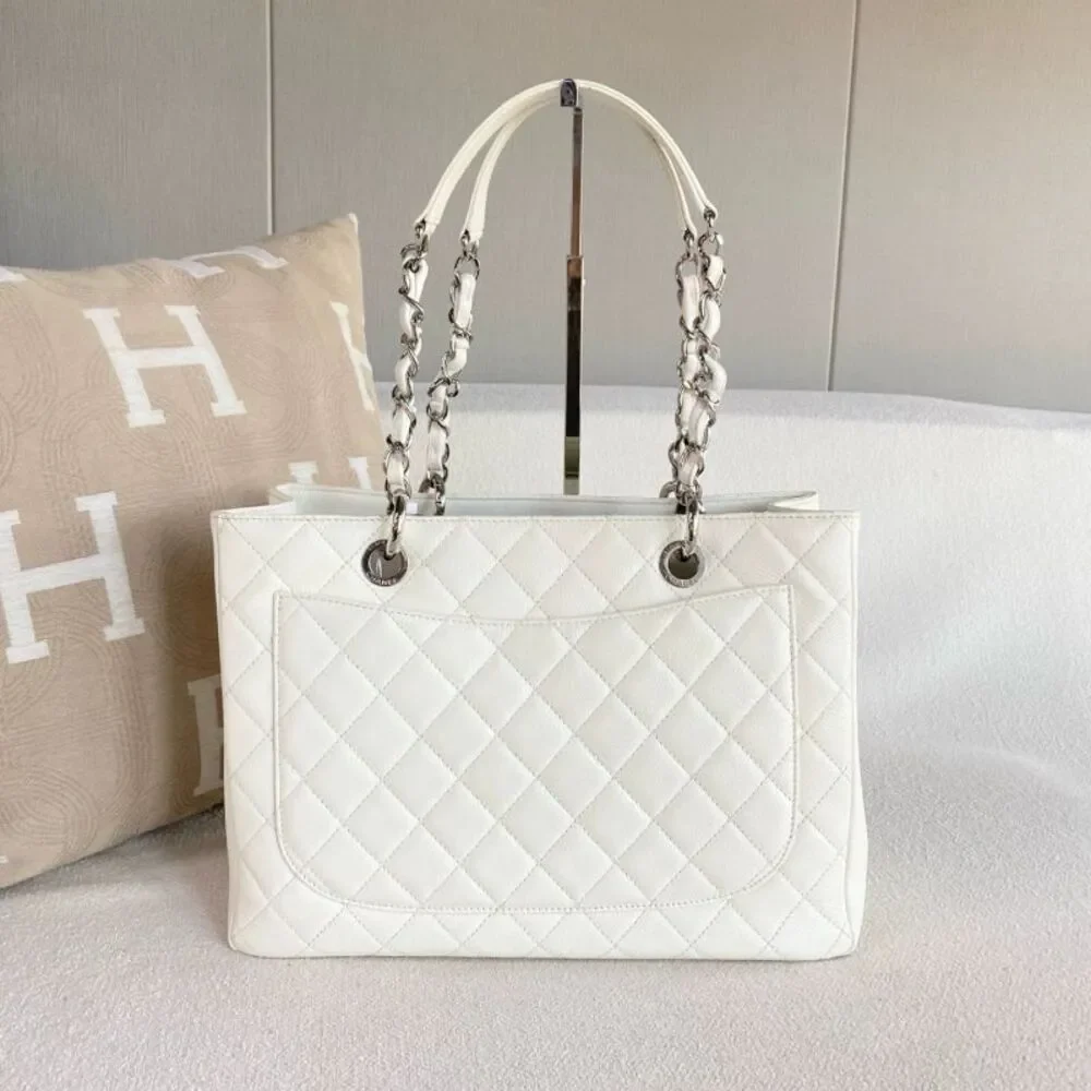 Chanel Women Pre-Loved Bag Very Good Condition